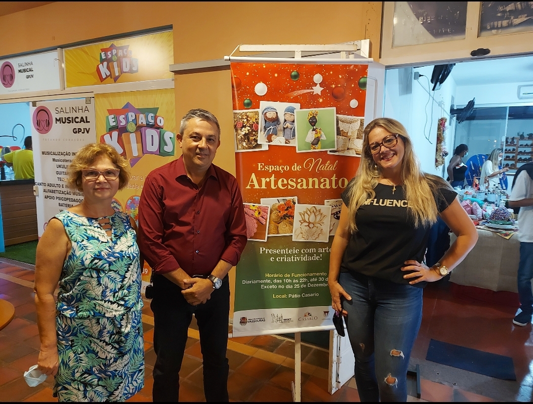 Vassouras inaugura Espaço de Natal Artesanato Jornal Monitor Econômico