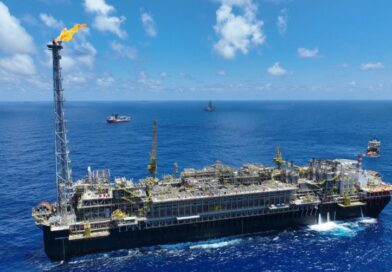 Produção de petróleo e gás bate recorde histórico em 2025