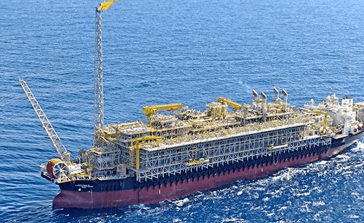 Petrobras assina acordo de US$ 450 milhões e retoma controle total de campos na Bacia de Campos