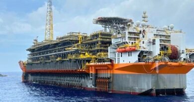 Brasil registra recorde histórico na produção de petróleo e gás em fevereiro