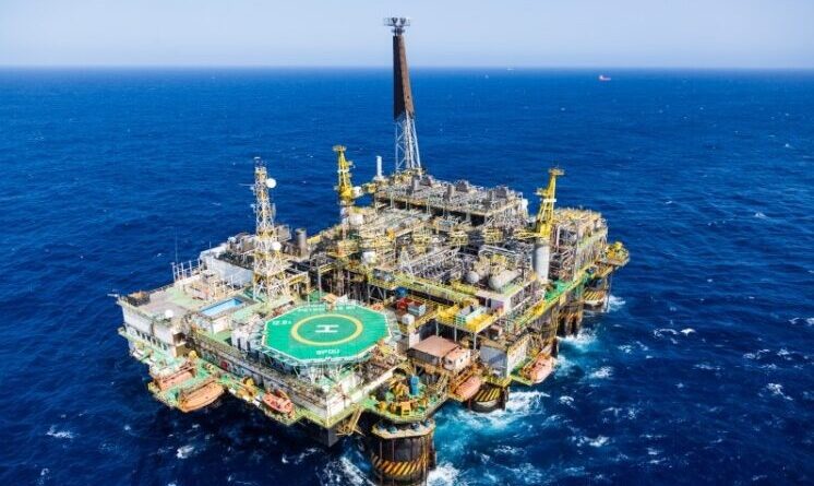 Petrobras anuncia nova descoberta de hidrocarbonetos no pré-sal da Bacia de Campos