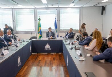 Tutuca assume presidência da Comissão de Orçamento da Alerj e destaca responsabilidade diante do cenário fiscal do Estado