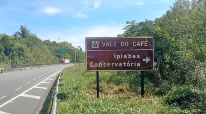 Novas placas na Dutra fortalecem a rota turística entre Ipiabas e Conservatória