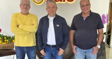 Feira do Produtor Rural do Vale do Café recebe Nico Rezende no Posto Xalé, em Barra do Piraí