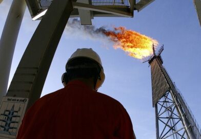 Produção de petróleo e gás no Brasil chega a 5,6 milhões de barris por dia em maio