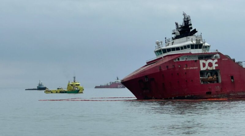 DOF inicia preparativos para remoção do Skandi Amazonas na Praia Campista