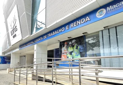 Fachada da Secretaria Adjunta de Trabalho e Renda em Macaé, a Central do Trabalhador.